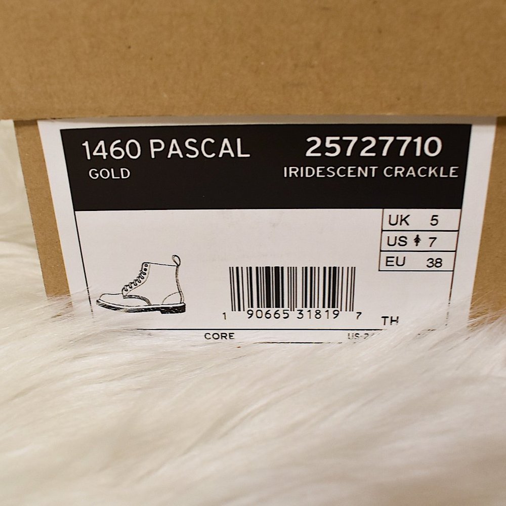 Dr. Martens | 1460 Pascal Metallic Leather Boot - Picture 8 of 16